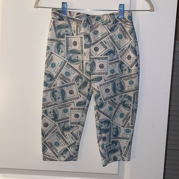 Matching Short Set - Picture 6 of 7